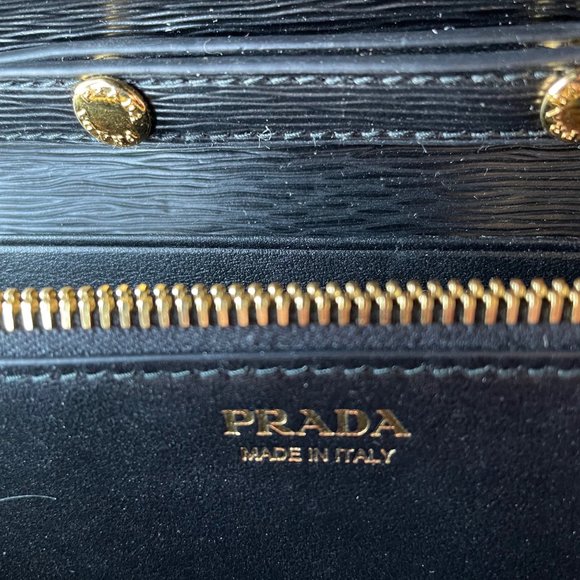 Prada Bags Prada Crossbody Wallet On Chain Poshmark
